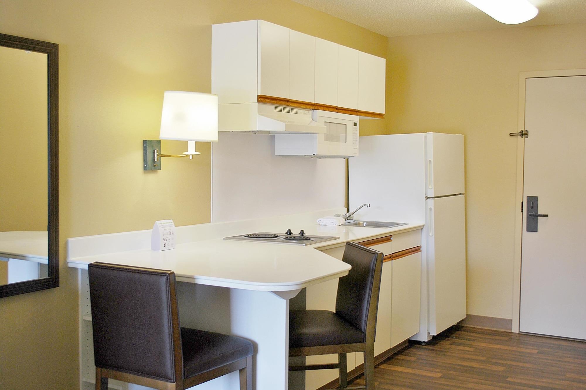 Extended Stay America Suites - Kansas City - Overland Park - Nall Ave Экстерьер фото